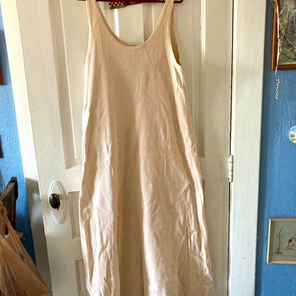 MIDI lengthy summer sleeveless dress